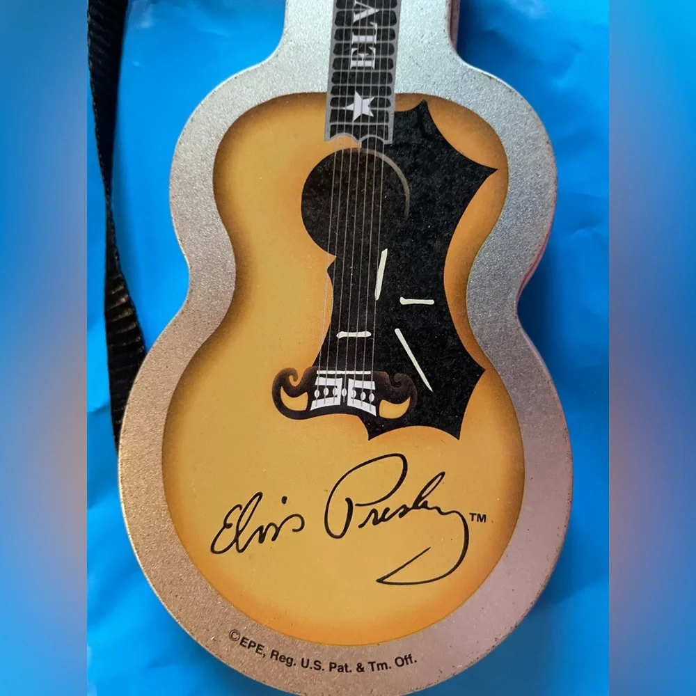 🎸🎶 Elvis Presley Guitar Shaped Tin Pencil Case 🎶🎸